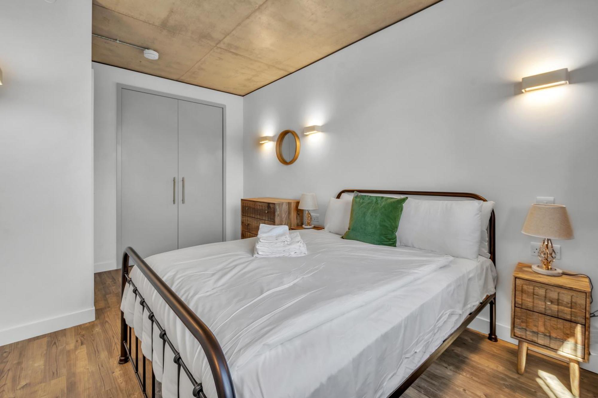 Mysquare State-Of-The-Art 1 Bedroom Apartments Near Wembley Park London Exterior photo